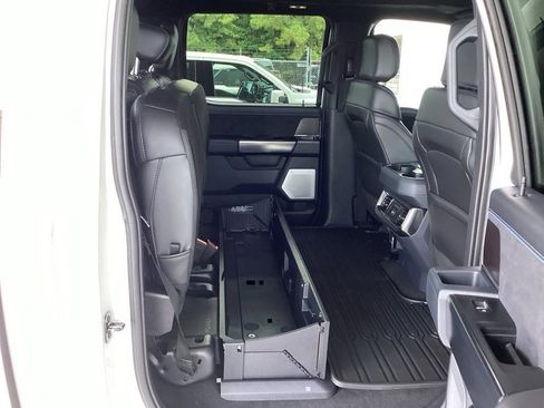 New 2026 Ford F250 Platinum image 44