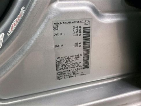 Used 2024 Nissan Altima 2.5 SV image 19