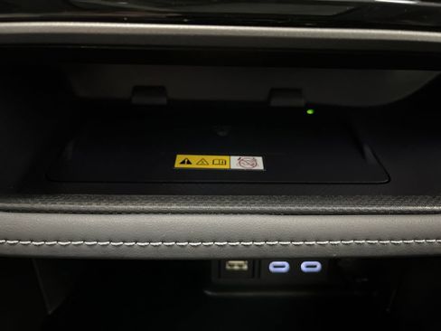 Used 2024 Toyota Highlander XLE image 25