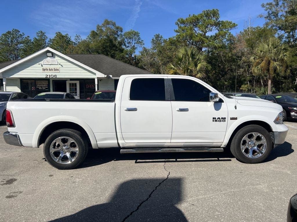 Used 2018 RAM 1500 Laramie RWD image 4