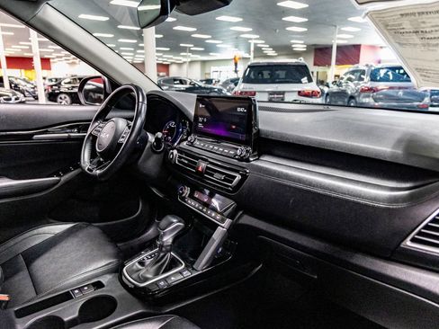 Used 2022 Kia Seltos SX w/ Sunroof Package AWD/4WD image 35