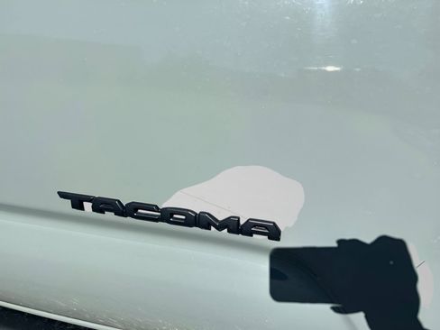 Used 2023 Toyota Tacoma TRD Sport w/ Advanced Technology Package AWD/4WD image 13