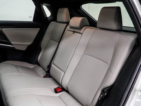 Used 2023 Toyota bZ4X Limited w/ Weather Package image 40