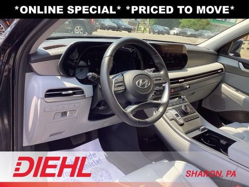 Certified 2025 Hyundai Palisade SEL AWD/4WD image 24