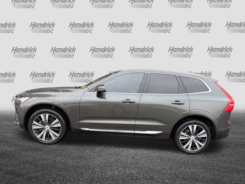 Certified 2022 Volvo XC60 B5 Inscription w/ Advanced Package image 45