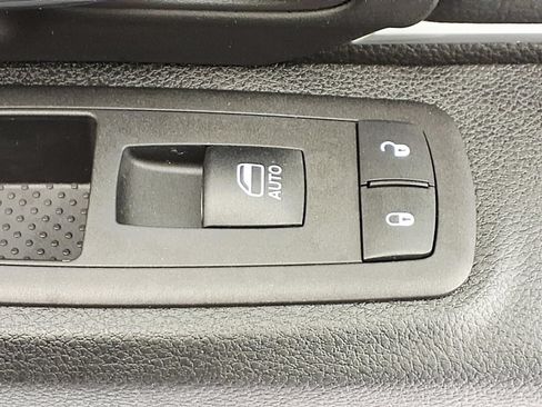 Used 2024 RAM 1500 Classic SLT AWD/4WD image 11