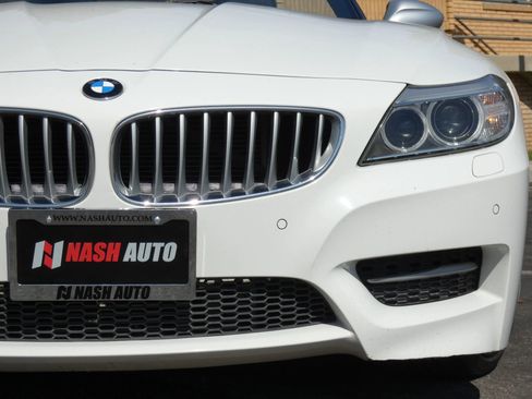 Used 2015 BMW Z4 sDrive35is image 18