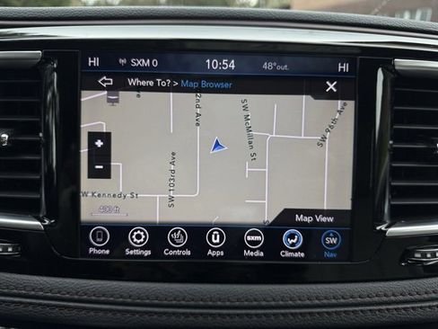 Used 2020 Chrysler Pacifica Limited image 14