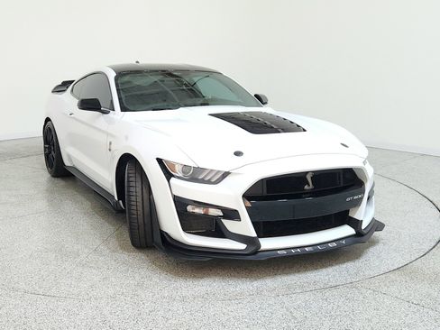 Used 2021 Ford Mustang Shelby GT500 w/ Technology Package image 3