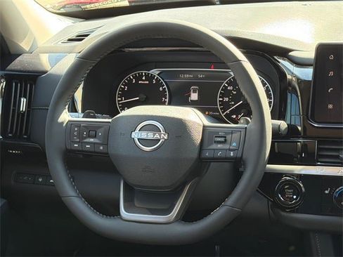 New 2026 Nissan Pathfinder SV image 12