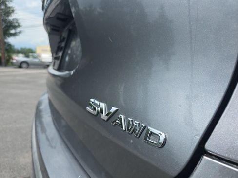 Certified 2018 Nissan Rogue SV AWD/4WD image 10