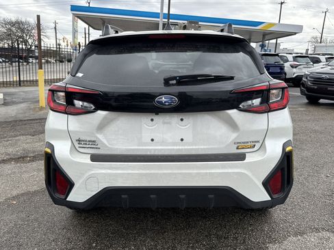 Certified 2025 Subaru Crosstrek 2.5i Sport w/ Crosstrek Mirror Package image 4