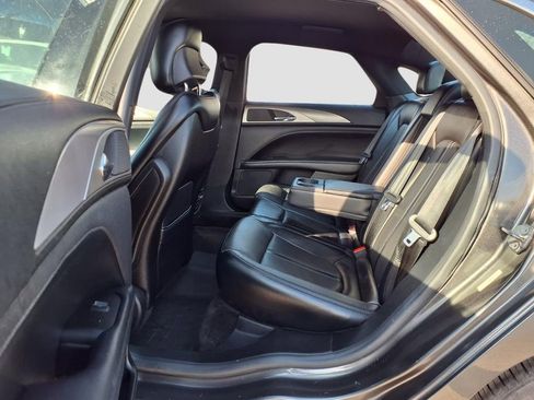 Used 2017 Lincoln MKZ Reserve FWD image 28