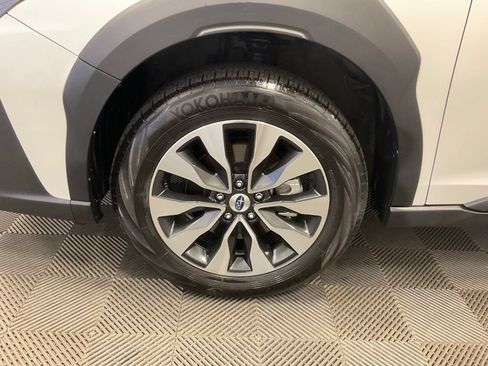 Used 2024 Subaru Outback Limited AWD/4WD image 16