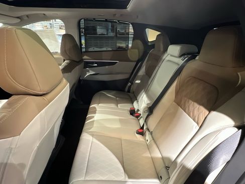 New 2025 Nissan Murano Platinum w/ Cargo Package image 9