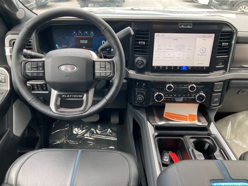 New 2026 Ford F250 Platinum w/ Tremor Off-Road Package AWD/4WD image 10