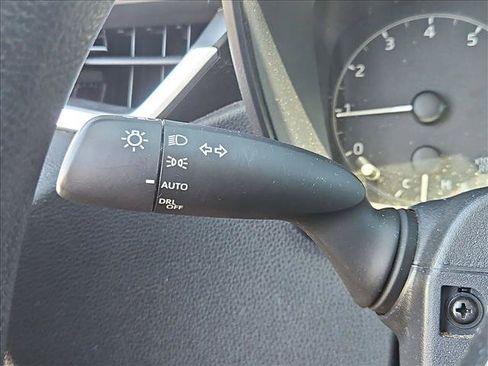 Used 2023 Toyota Corolla LE FWD image 13