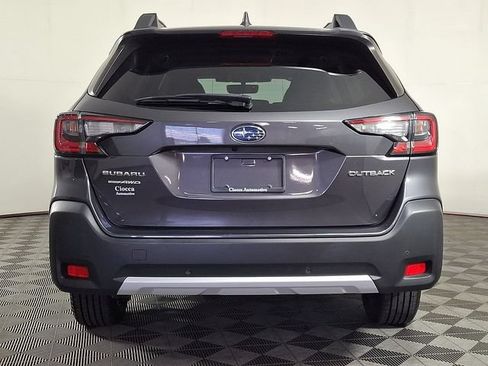 Used 2023 Subaru Outback Limited AWD/4WD image 8