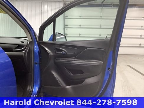 Used 2018 Buick Encore Preferred image 10