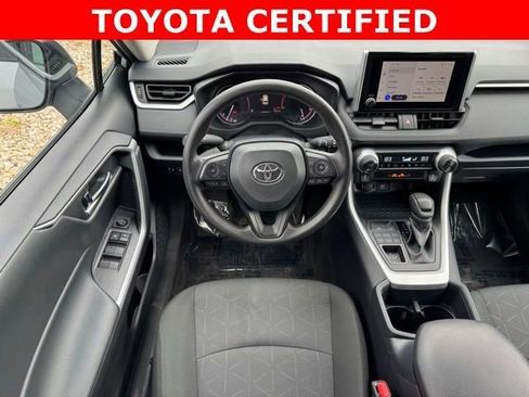 Certified 2025 Toyota RAV4 XLE AWD/4WD image 5