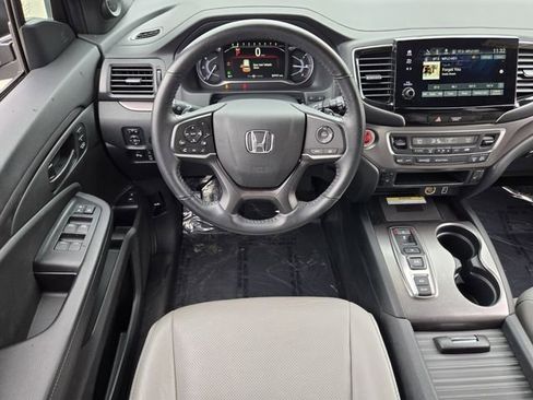 Used 2023 Honda Passport EX-L image 12