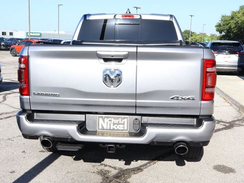 Used 2022 RAM 1500 Laramie AWD/4WD image 5