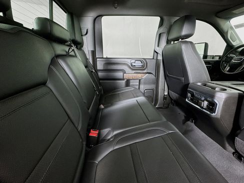 Used 2021 GMC Sierra 3500 Denali w/ Denali Ultimate Package image 25
