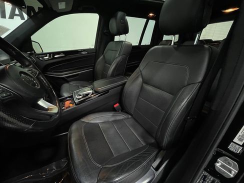 Used 2017 Mercedes-Benz GLS 550 4MATIC image 15