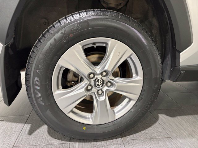 Used 2023 Toyota RAV4 XLE AWD/4WD image 24
