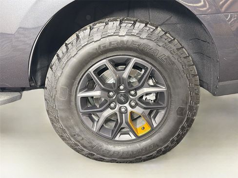 Used 2025 Ford Expedition Tremor AWD/4WD image 34