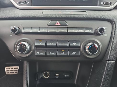 Used 2022 Kia Sportage Nightfall Edition FWD image 22