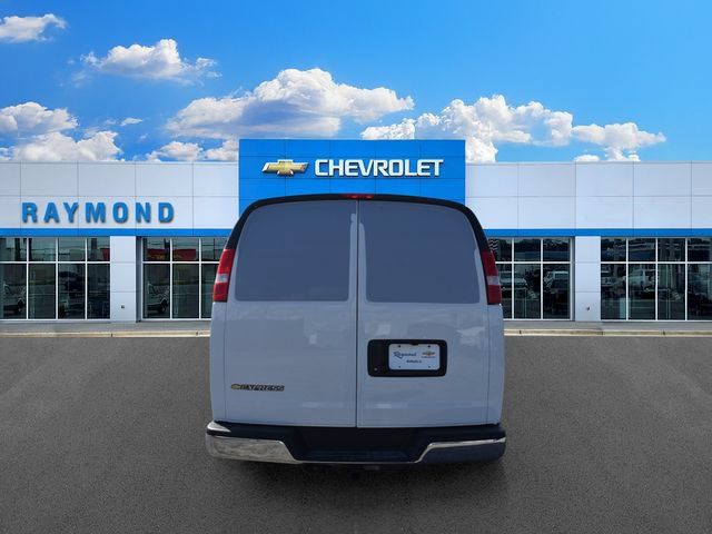 New 2026 Chevrolet Express 2500 w/ Driver Convenience Package RWD image 5