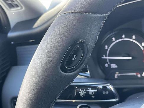 Used 2022 Lincoln Corsair Standard w/ Equipment Group 101A image 21