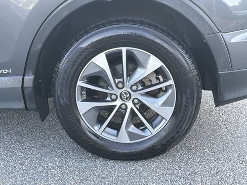 Used 2016 Toyota RAV4 XLE w/ Convenience Package AWD/4WD image 22