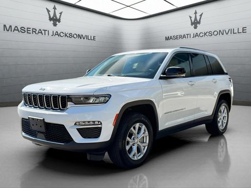 Used 2023 Jeep Grand Cherokee Limited AWD/4WD image 14