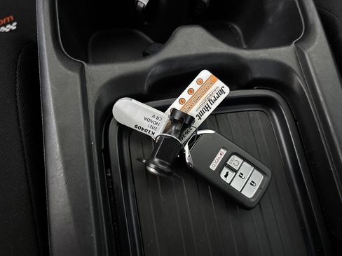Used 2021 Honda CR-V Special Edition image 18