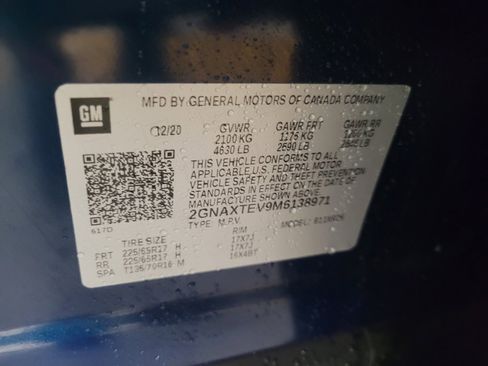 Used 2021 Chevrolet Equinox LT w/ LPO, Cargo Package AWD/4WD image 33