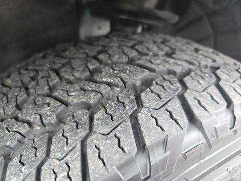 Used 2021 GMC Acadia AT4 w/ Trailering Package image 11