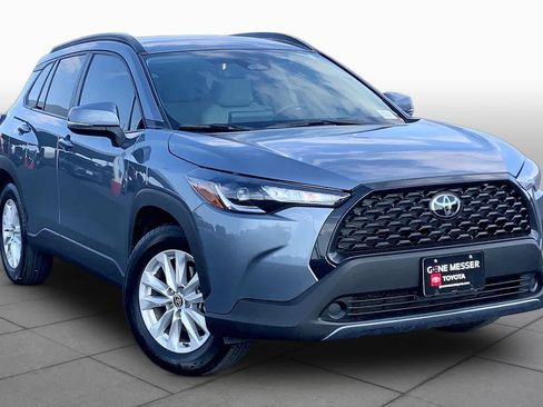 Certified 2023 Toyota Corolla Cross LE FWD image 3