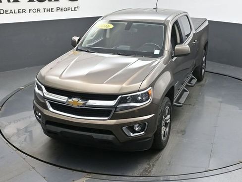 Used 2016 Chevrolet Colorado LT w/ LT Convenience Package image 45