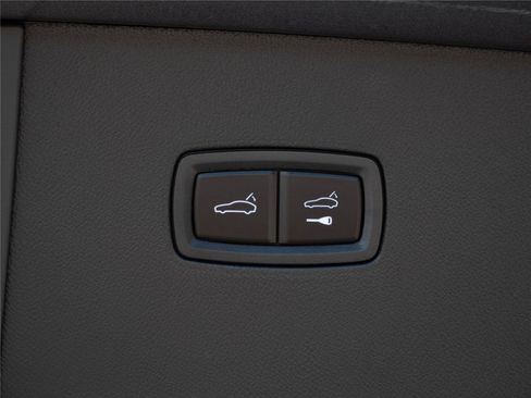 Certified 2026 Porsche Cayenne Coupe AWD/4WD image 33