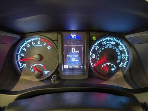 Used 2019 Toyota Tacoma SR w/ SR Convenience Package AWD/4WD image 20