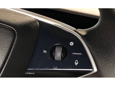 Used 2026 Tesla Model Y Long Range image 24