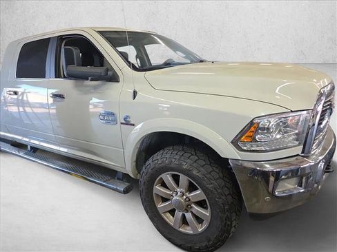 Used 2018 RAM 2500 Longhorn image 16