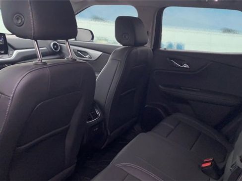 Used 2024 Chevrolet Blazer LT image 17