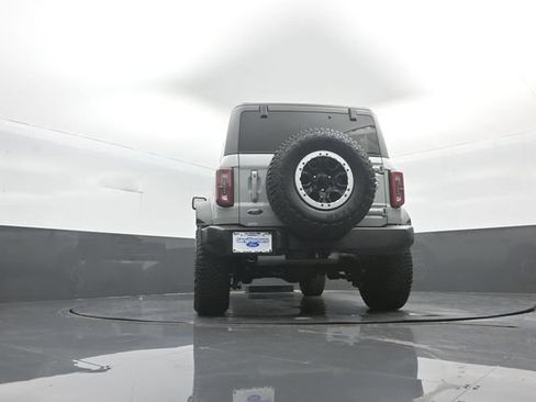 Certified 2023 Ford Bronco Outer Banks w/ Sasquatch Package AWD/4WD image 37