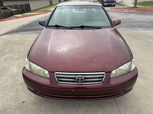 Used 2001 Toyota Camry CE image 2
