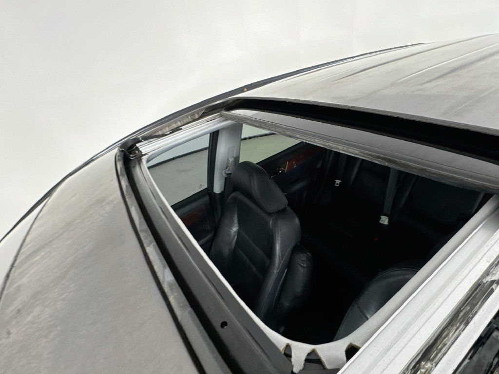 Used 2010 Honda CR-V EX-L image 23