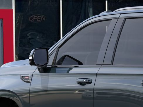 New 2026 GMC Yukon AT4 AWD/4WD image 12