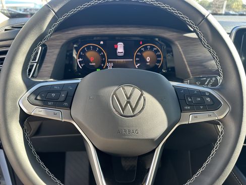 New 2026 Volkswagen Atlas SEL image 16